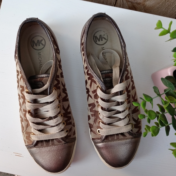 Michael Kors Women's City Sneakers Size 8 - Picture 6 of 8